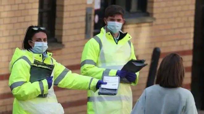 英国学生护士在德克萨斯州被刺死，“残忍谋杀”