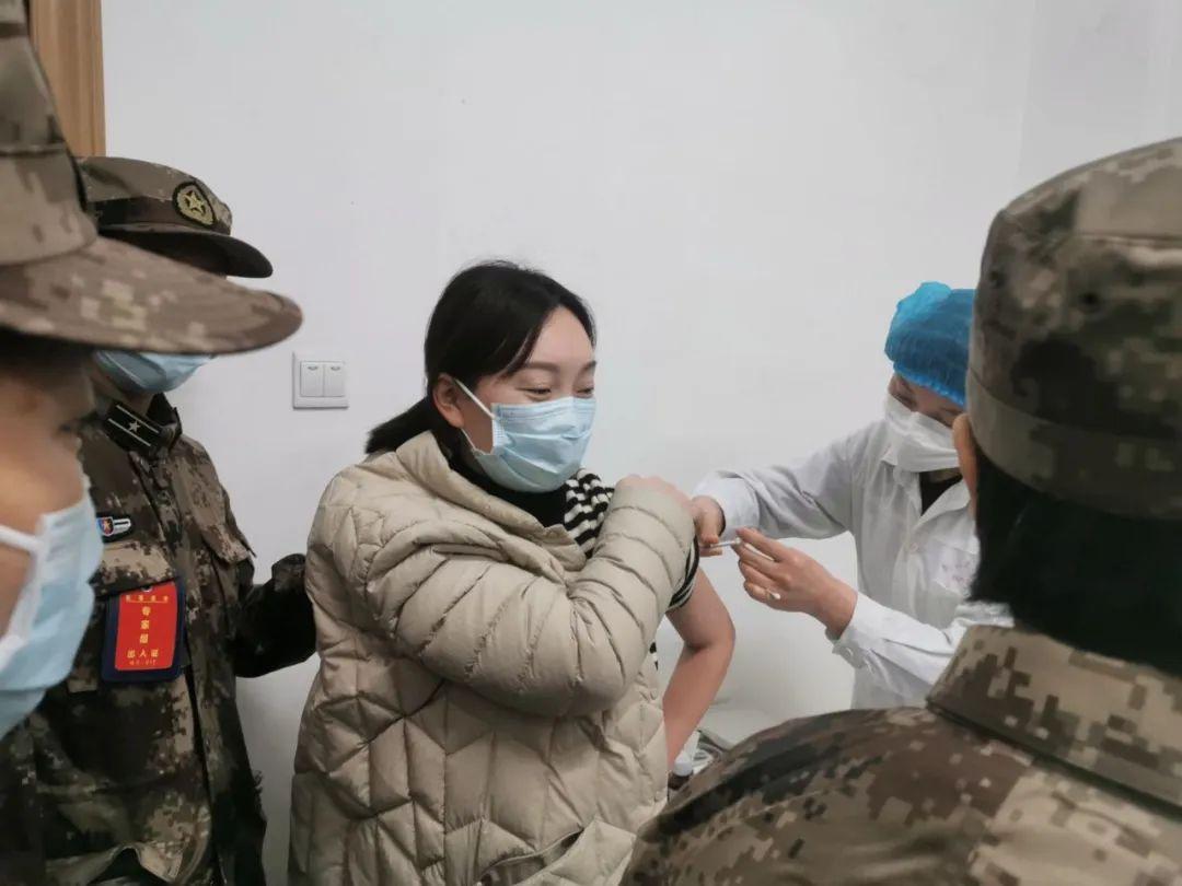 西尼罗河病毒首次在英国被发现是一种致命疾病，目前还没有疫苗