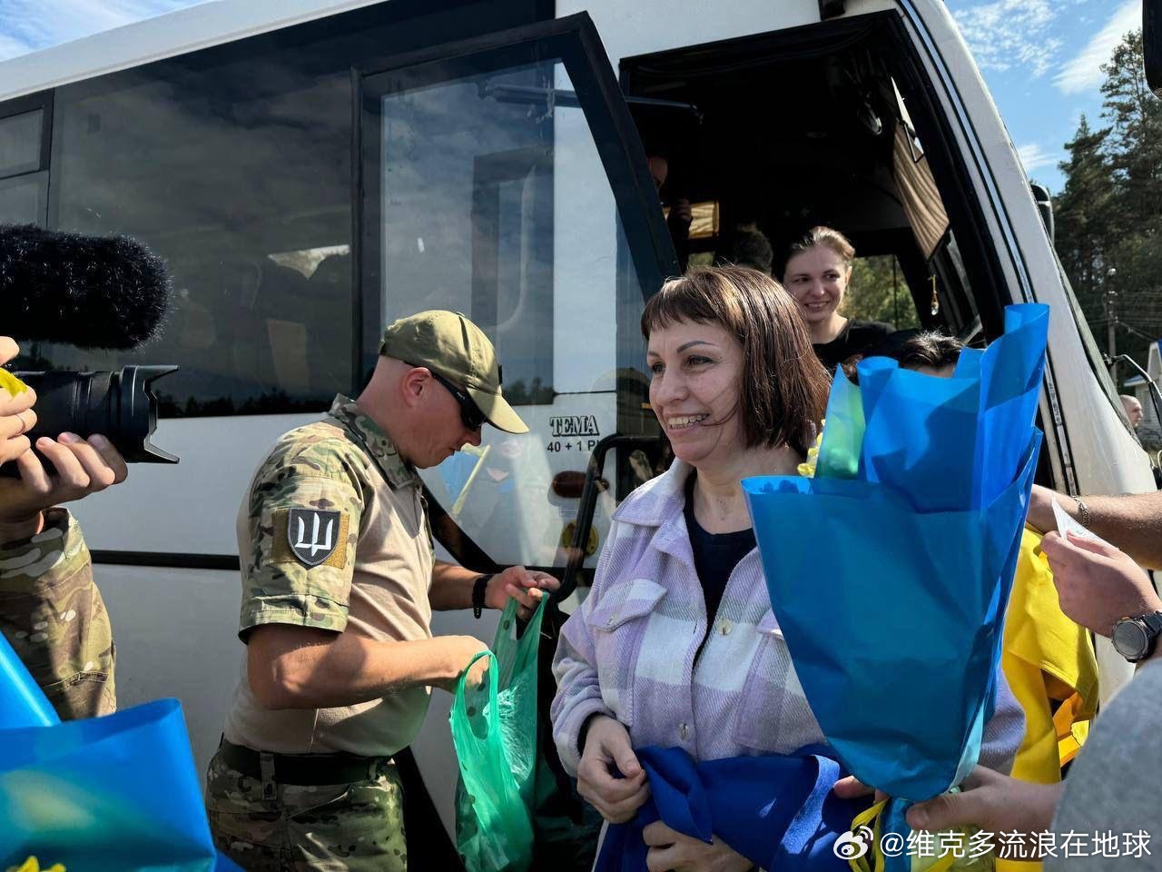 一名乌克兰记者在被俄罗斯占领的克里米亚被释放