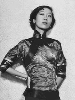 两名妇女在墨西哥驻危地马拉大使馆结婚，引发了关于同性婚姻的争论