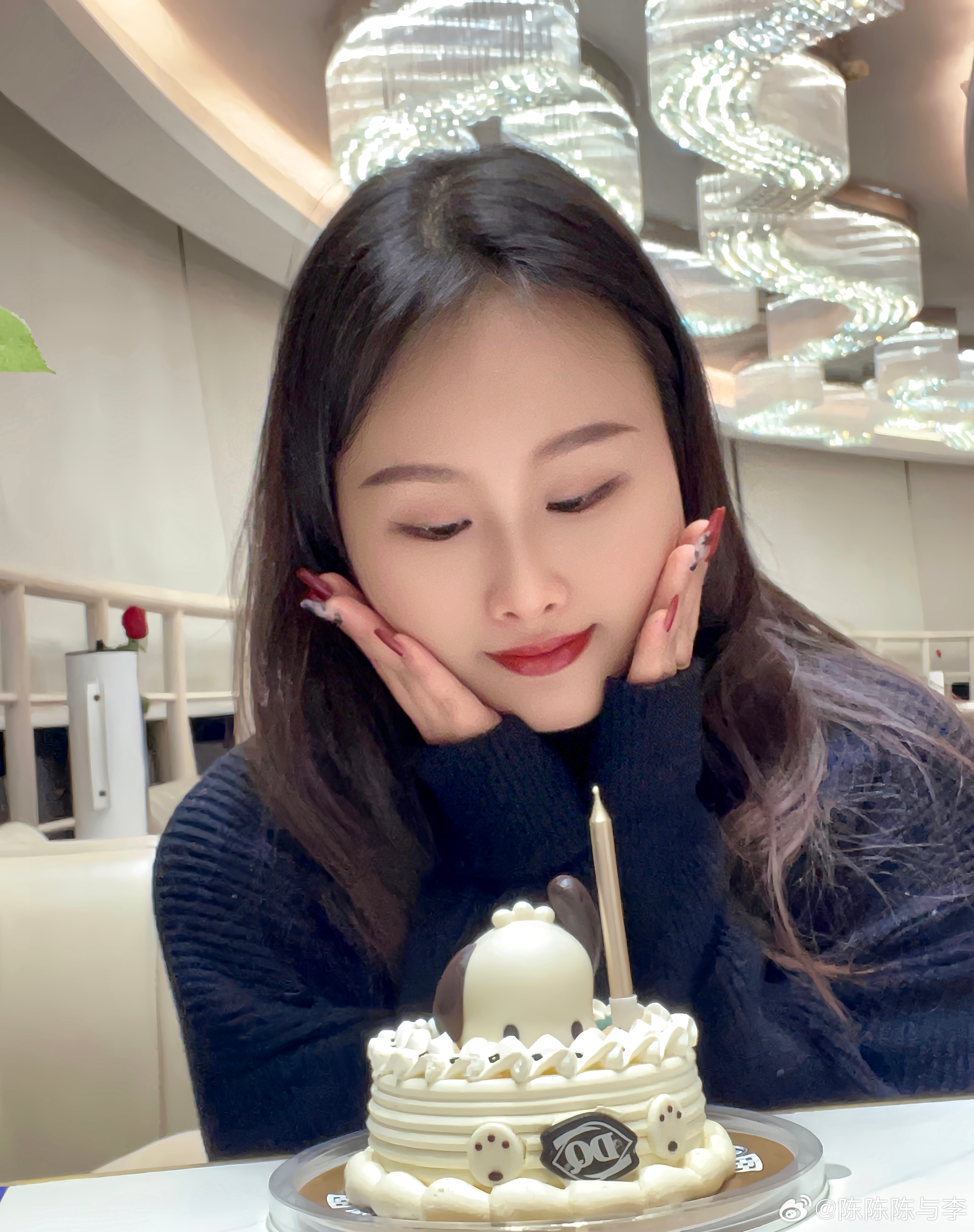 克里斯蒂娜·贝拉亚去世，年仅24岁：真人秀明星“从浴缸里摔下来撞到头”后不幸身亡