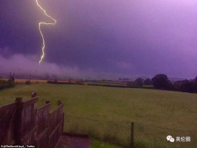 英国气象局发布大雷暴天气预警称可能断电