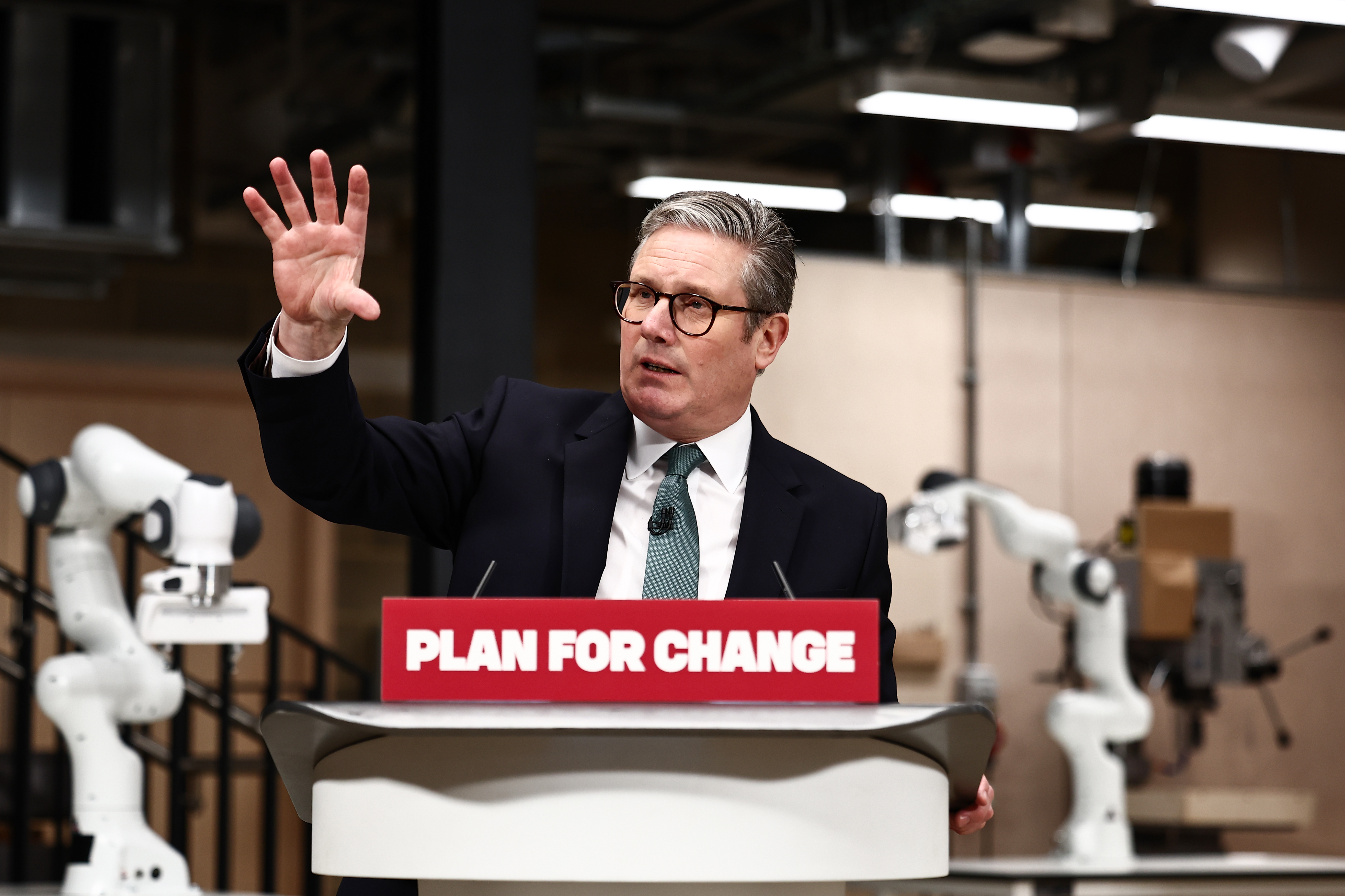 Keir Starmer现场演讲：英国战争警告后，首相向下议院发表讲话