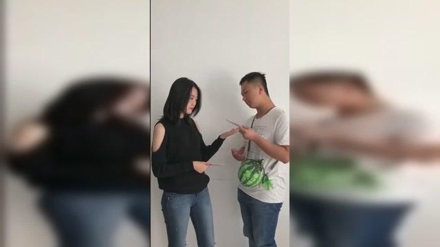 “老公走了，现在我担心自己不会再调情了。”