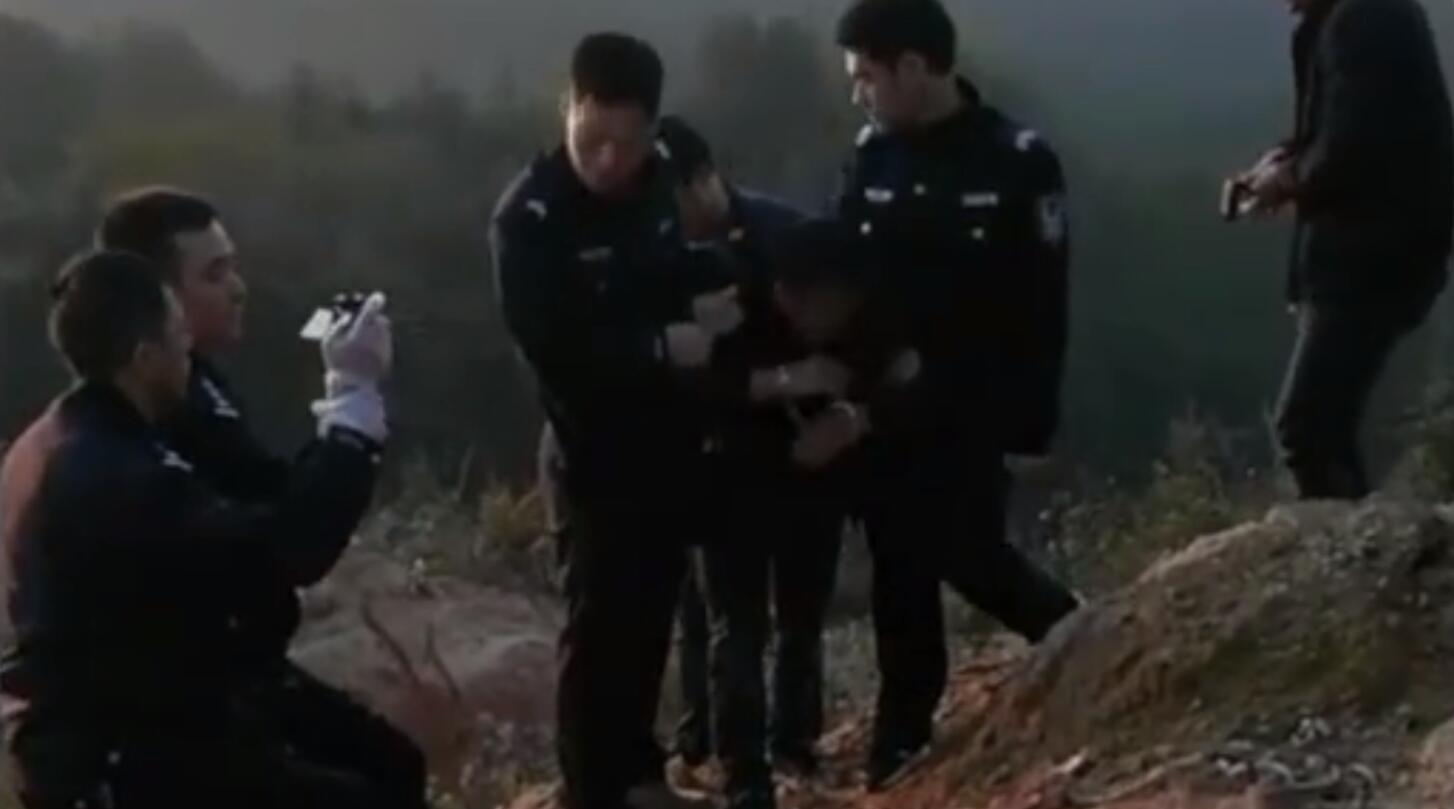 康沃尔谋杀案：警察在寻找失踪男子时发现了不同的尸体